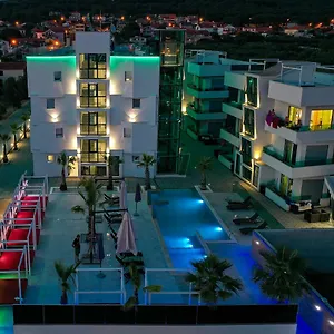 4* krevet i doručak Boutique Cosmopolis